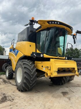 Combina NEW HOLLAND CX 6.80 STAGE 5