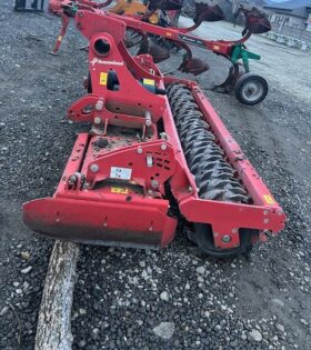 Grapa rotativa KVERNELAND M 300