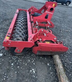 Grapa rotativa KVERNELAND M 300