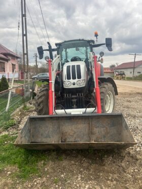 TRACTOR AGRICOL STEYR 4100 KOMPAKT POWERSHUTTLE echipat cu INCARCATOR FRONTAL