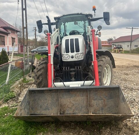 
								TRACTOR AGRICOL STEYR 4100 KOMPAKT POWERSHUTTLE echipat cu INCARCATOR FRONTAL full									