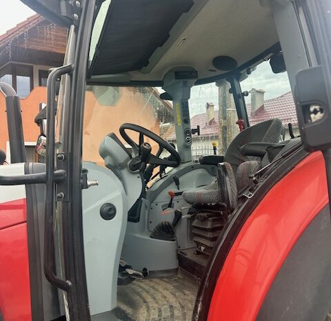 
								TRACTOR AGRICOL STEYR 4100 KOMPAKT POWERSHUTTLE echipat cu INCARCATOR FRONTAL full									