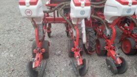 Semanatoare BUFER 6 RANDURI CU DUBLU DISC LA SEMANAT SI FERTILIZARE
