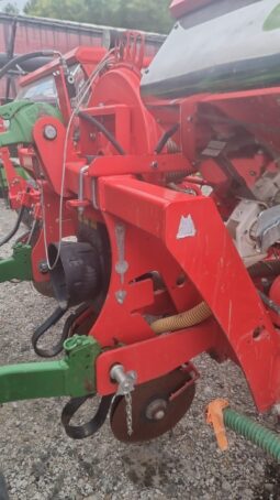 
										Semanatoare BUFER 6 RANDURI CU DUBLU DISC LA SEMANAT SI FERTILIZARE full									