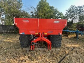 Distribuitor de ingrasaminte chimice Rauch Axis-M