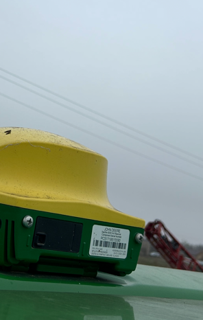 
								TRACTOR JOHN DEERE 6R 215 full									