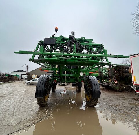 
								Sprayer autopropulsat JOHN DEERE R4038 full									